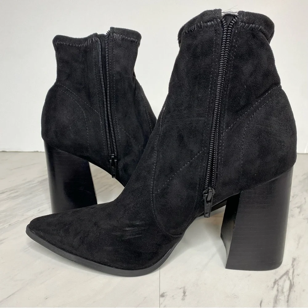 Steve Madden Touchdown Black Heeled Bootie 9.5